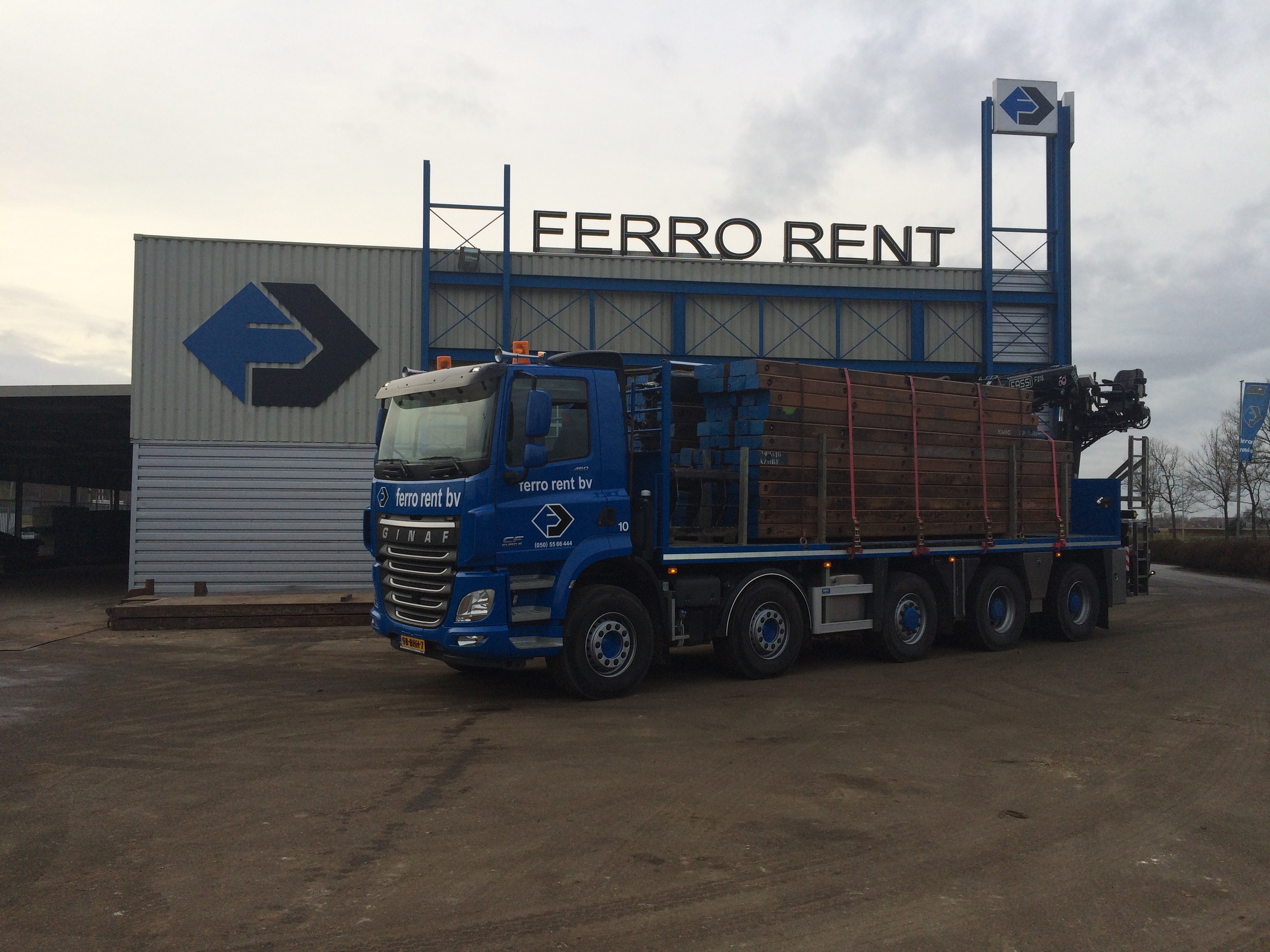 Ferro Rent kan vervoer van materiaal voor u verzorgen